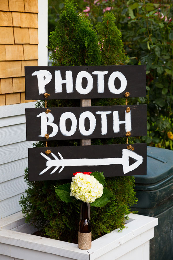 photo booth this way
